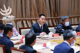 14年前带母求学的他，成为党的二十大代表！图片