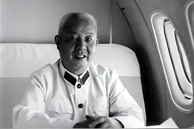 他是二野出身的开国上将，晚年却先后3次遭到邓公批评，为何？图片