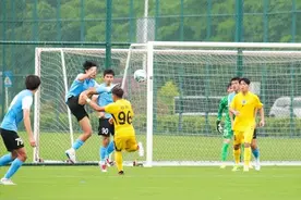 突围！大连英博多支梯队晋级图片