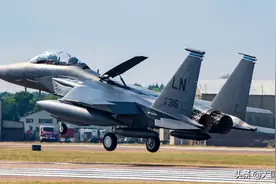 F-15鹰式战斗机，被誉为美利坚之鹰，服役至今未尝败绩图片