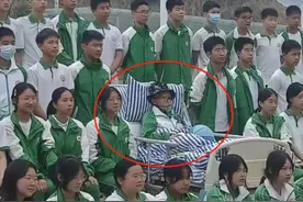 “毕业照男孩”去世后续，家属透露真实病因，空空日记再被痛批图片