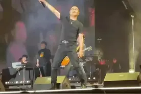 汪峰洛阳演唱会上座率到底如何？一张动图可以告诉你真相图片