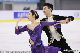 [图集]冰舞组合陈溪梓/邢珈宁首夺花滑全锦赛桂冠图片