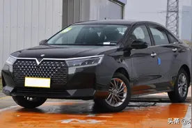 6.98万！“换壳轩逸”启辰D60：1.6L+CVT，车长4761mm，好开省油图片