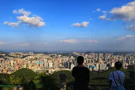 贵阳贵安2025届高校毕业生引筑系列活动走进哈尔滨工业大学图片