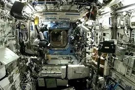 空间站里的娱乐生活是什么样的？图片