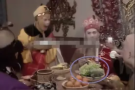 86 版《西游记》30个穿帮镜头，最后一个那么明显，以前竟然没发现图片