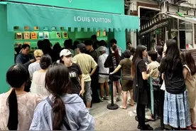 花580买书只为获赠一个帆布袋，LV“配货”营销背后的小心机图片