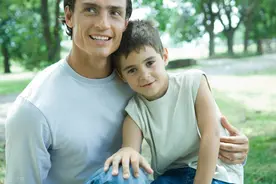 月薪一万住家男保姆的哭诉，做到月底月薪两万我都不做图片