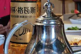 格瓦斯和可乐有什么不一样？喝它对身体有好处吗图片