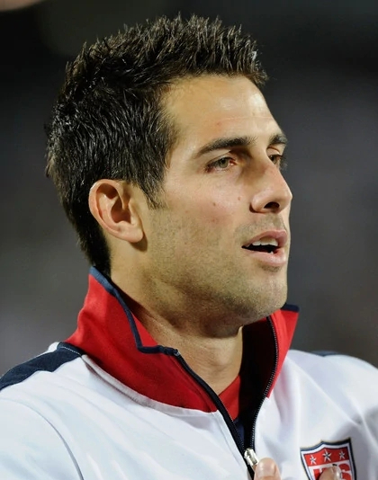 卡洛斯·博卡内格拉,芝加哥火焰,富勒姆,雷恩等球队,为国家队出战81场