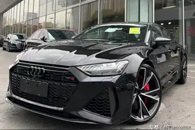 奥迪RS7：配4.0T爆600马力，选装的刹车卡钳12.4万，落地超210万图片