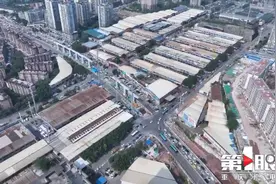 国内首次！重庆城区主干道“8桥同步转体”图片