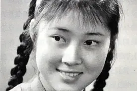 30张老照片 怀念广西“刘三姐”黄婉秋 从少女到80岁 女神美丽一辈子图片