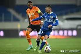 伊沃想与河南续约，但后者引进阿德里安图片