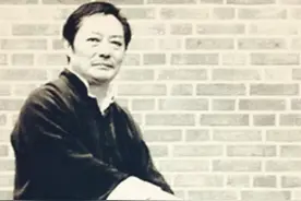 不满传武名家吹牛，四处踢馆的黄淳梁，无意中把一拳术发扬光大图片