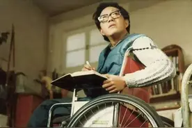 央视推荐：建立阅读体系必读的25位作家！图片