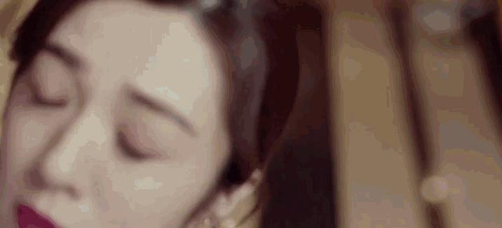 4月最火电影，败给一场床戏