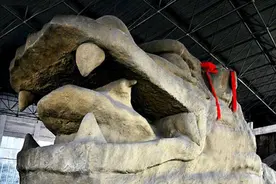 1988年，河北村民挖沙修房，挖出369米石头巨龙，专家研究至今图片