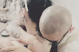 大S具俊晔结婚现场照曝光 两人亲吻紧抱恩爱甜蜜图片