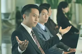 工资6亿，他去年带领公司赚了6000亿图片