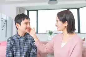 孩子三岁前与母亲的关系，决定了他未来爱人的类型，容易被谁吸引图片