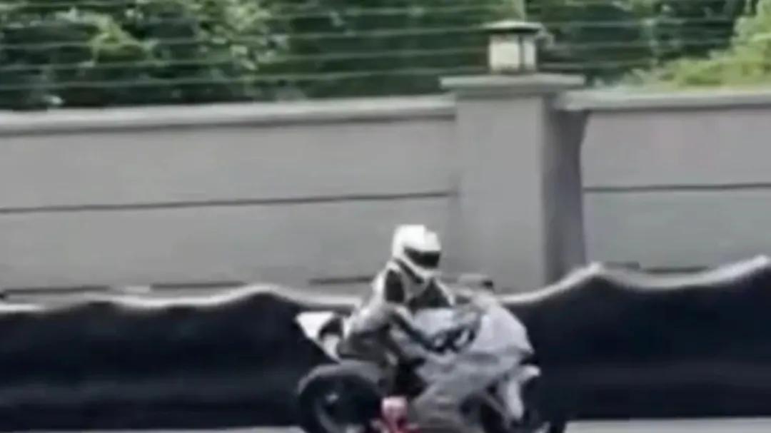 曝光春风四缸测试车，中量级三缸可能性更大！4815|小老婆汽機車資訊網