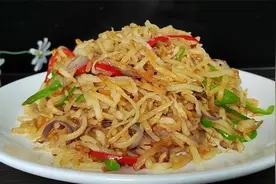 陕北名小吃洋芋擦擦，分享地道农家做法，简单美味，好吃又下饭图片