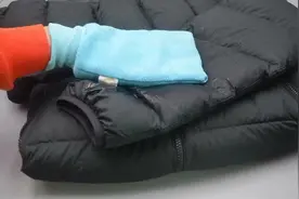 生活中小妙招，今天教大家如何清洗羽绒服，省钱省钱省钱图片