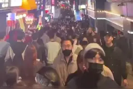 在韩留学生万幸决定当晚提前离开图片