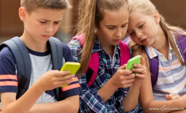 如何避免熊孩子搞破坏？手机的儿童模式了解下