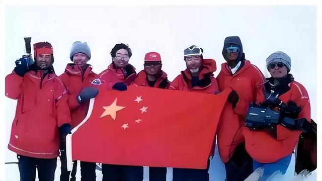 这一次，“消失”8年的毕福剑，终于不再被世人所原谅