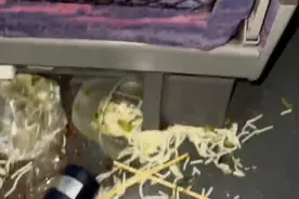 D2809次列车殉职司机曾在5秒内采取紧急制动，避免列车颠覆坠落图片