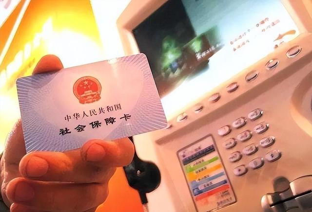 敛财成性，包养情人分为东宫西宫的中央政治局“巨贪”委员终落马