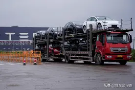 关注|特斯拉上海工厂“闭环”生产：为员工提供每日三餐 300元津贴图片