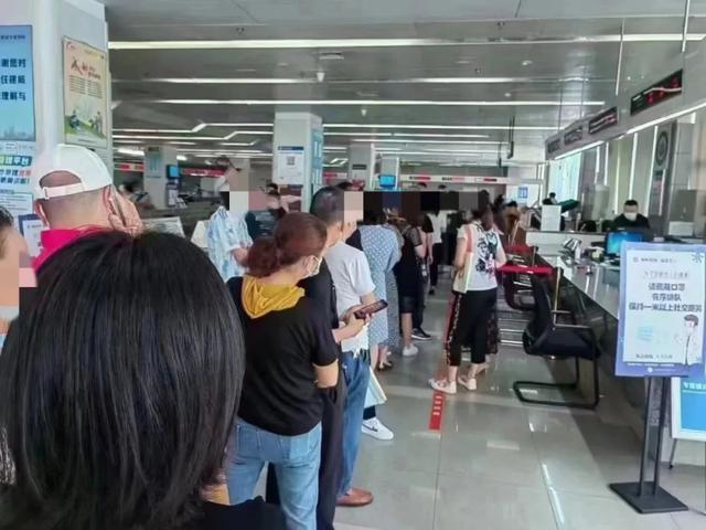新政15天，二手房近17万套，新房到访最高涨70%，楼市反弹了吗？