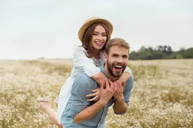 一个男人如果真心喜欢你，会这样和你说话图片