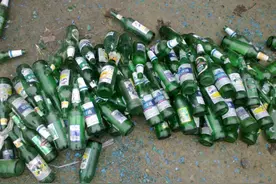 90年代的空酒瓶可以卖钱，能换冰棍，现在却一文不值，为什么？图片