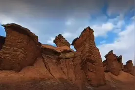 探访南疆魔鬼城图片