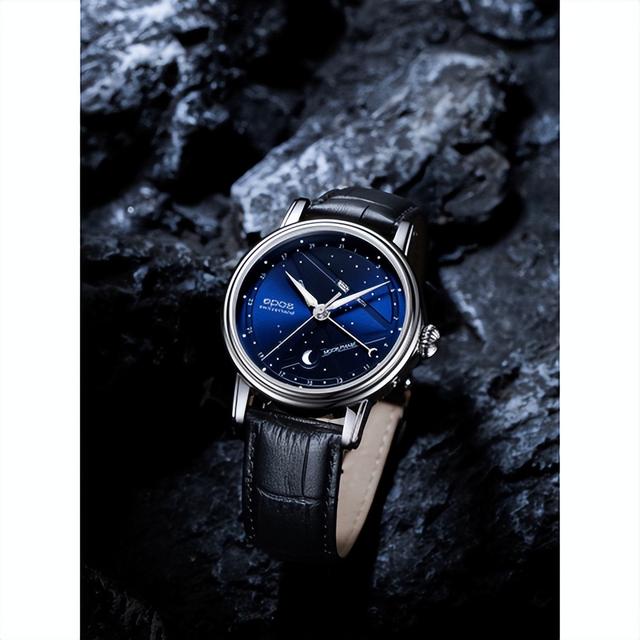 �ֱ��������µ����������Ӧ����α�����