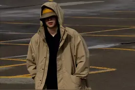 穿“冲锋衣”上班的人，是真土还是真潮？图片