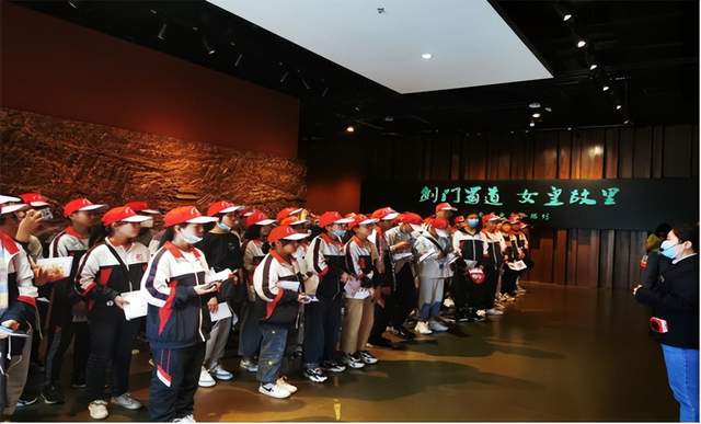 四川省民生研究会新媒体中心-官网