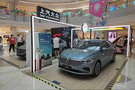 「新车」双面战略续写“国民家轿”|上汽大众新朗逸图片