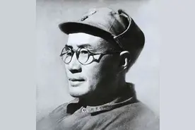 打印度前众将有分歧，刘伯承出面镇场子，告诫部下一句话影响至今图片