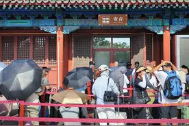 今起，这些物品和行为禁止带入故宫图片