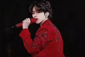 蔡徐坤风波后国外开唱，这一次，他彻底败光了路人缘！图片