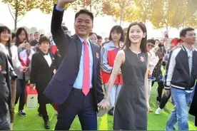 中国大学校友捐赠排名公布：清华第一，北大第二，第三是谁？图片