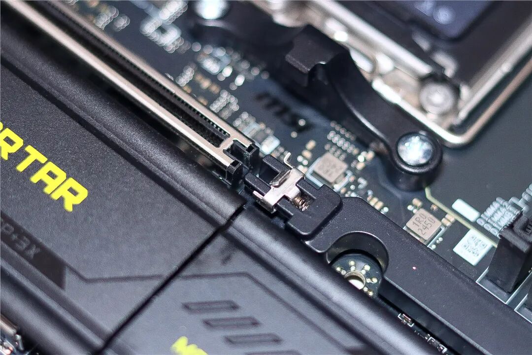 太香了!适合新手小白的微星B850M 迫击炮超频教程终于来了