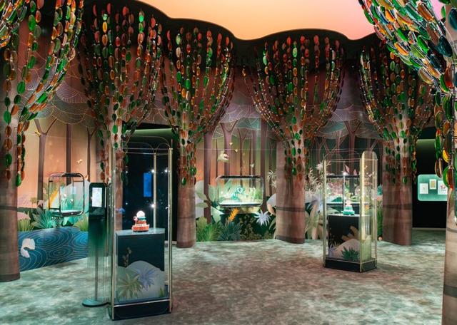 Ů��ʾ������ܼ�������ű������鱦��