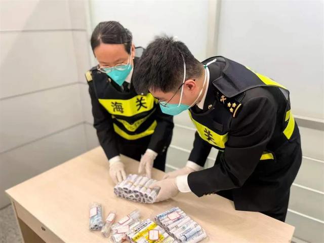 旅客带101管孕妇血液样本出境被查